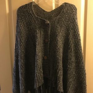 Lizard Thicket Boutique Gray Shawl